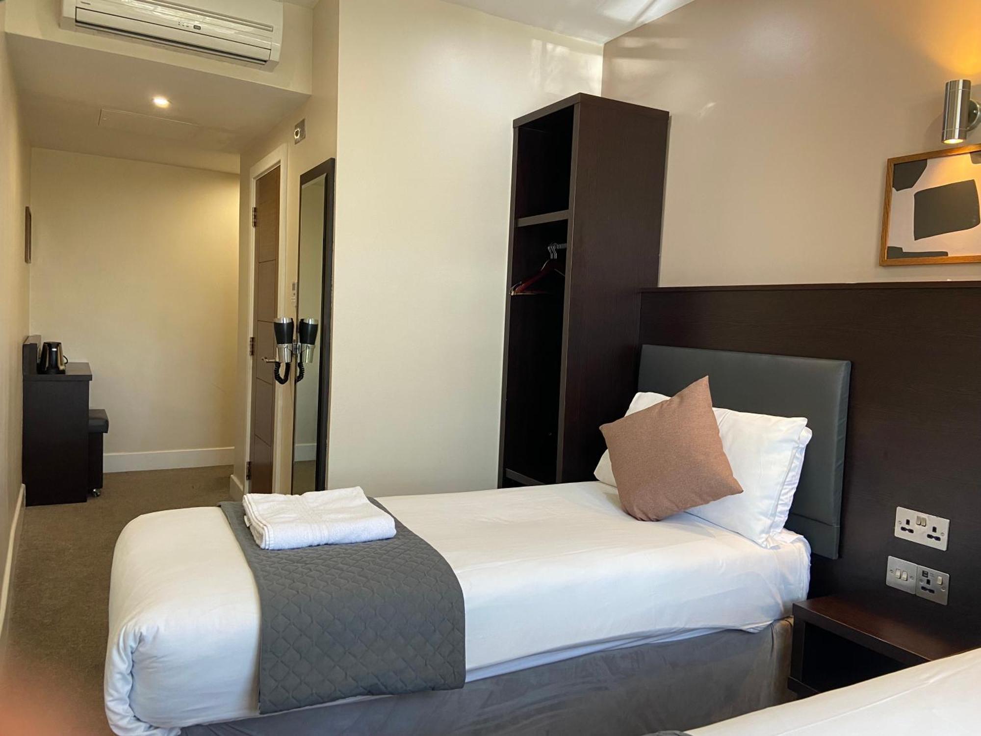 Trebovir Hotel Londyn Zewnętrze zdjęcie