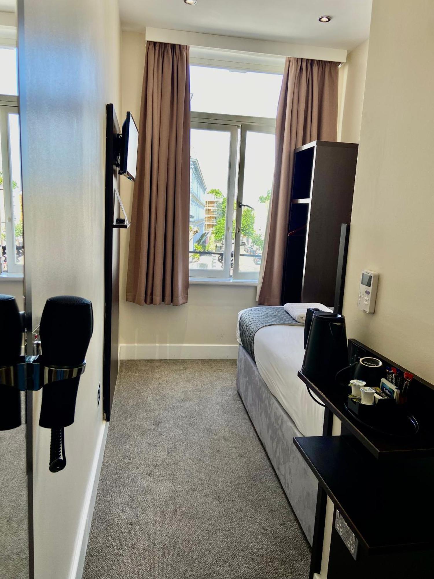 Trebovir Hotel Londyn Zewnętrze zdjęcie